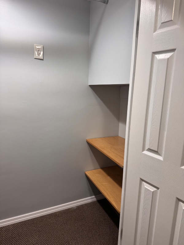 Building Photo - 180 180th St