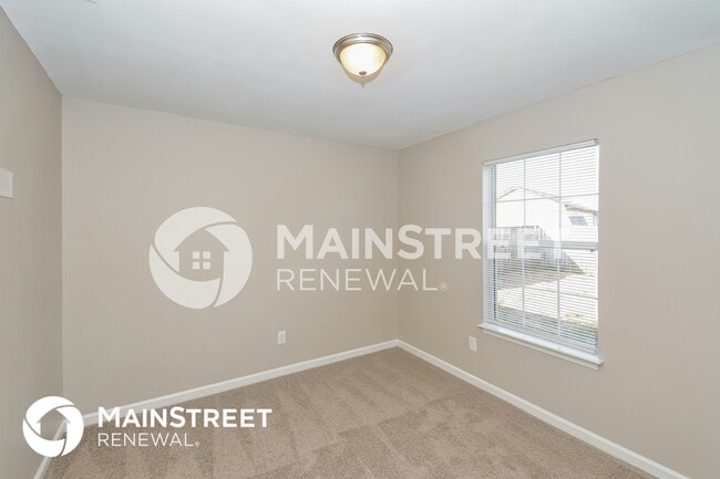 Building Photo - 862 Lavergne Ln