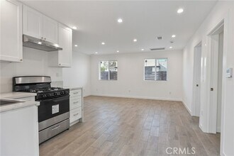 Building Photo - 5336 Cleon Ave