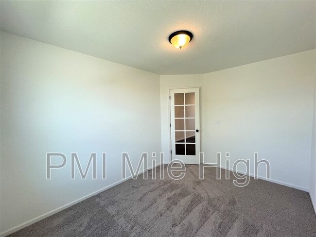 Building Photo - 21138 E 61st Dr