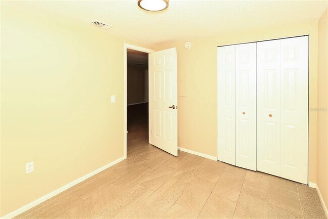 Building Photo - 2035 Calusa Trail