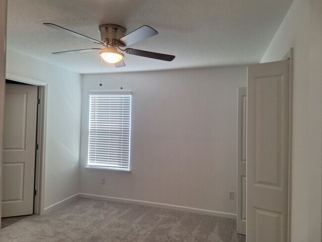 Building Photo - Shearwater Townhome