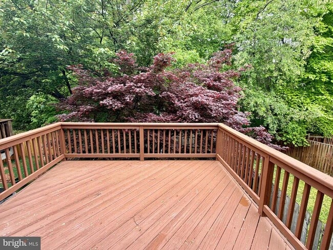 Building Photo - 9619 Glendower Ct