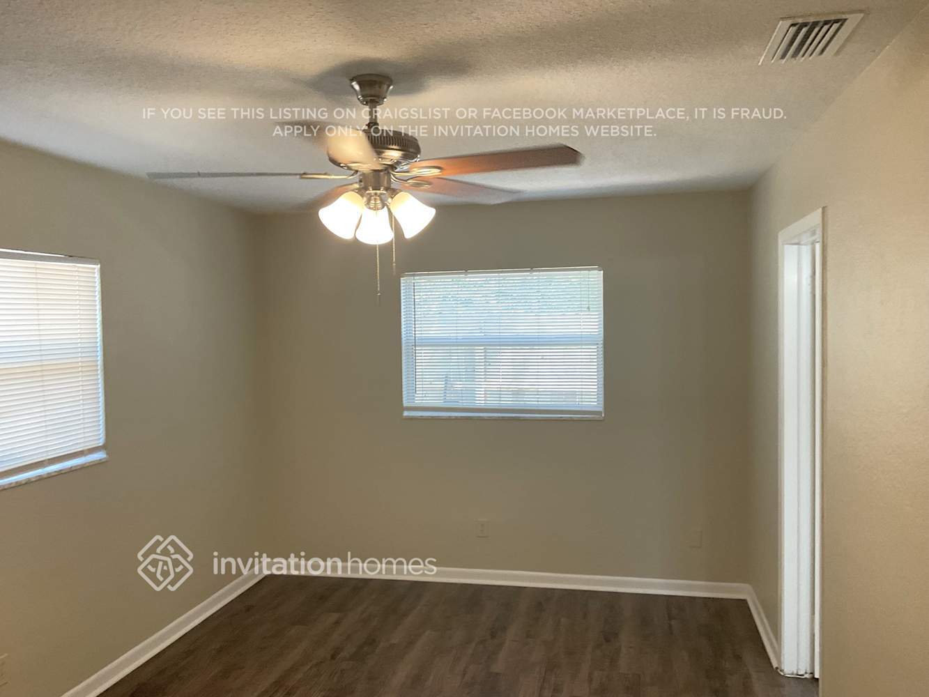 Building Photo - 2225 14th Ave SW