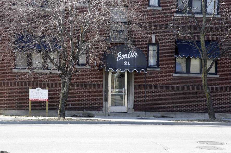 Building Photo - Bon Air Residence