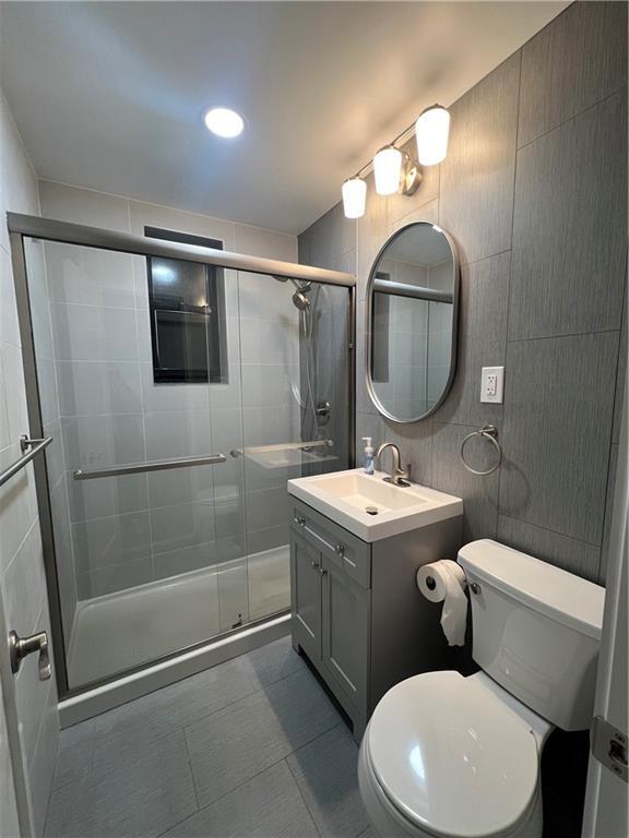 Building Photo - 9511 Shore Rd