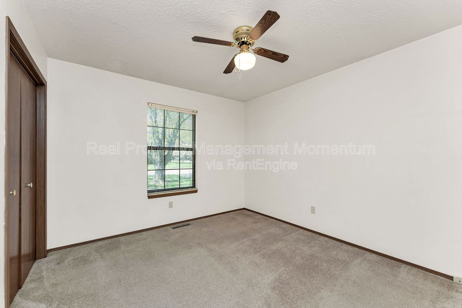 Building Photo - 2240 S Kansas Ave