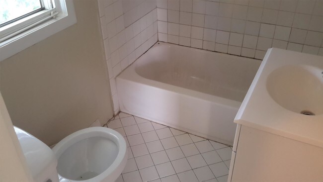 Building Photo - 4607 Marseilles St