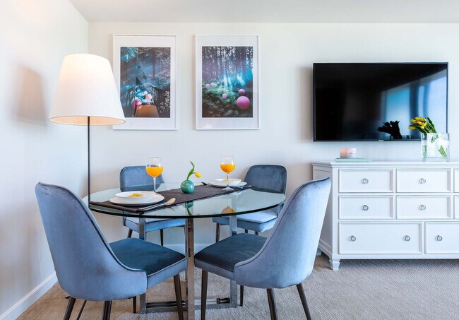 Building Photo - 2889 McFarlane Rd