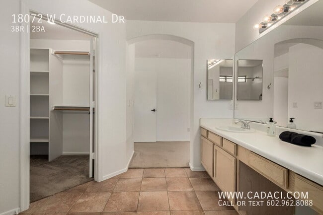 Building Photo - 18072 W Cardinal Dr