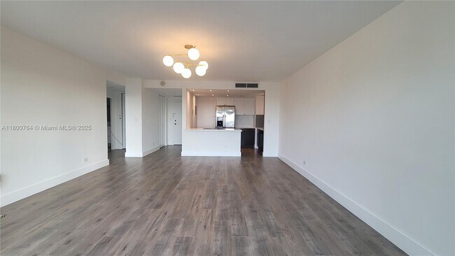 Building Photo - 2451 Brickell Ave