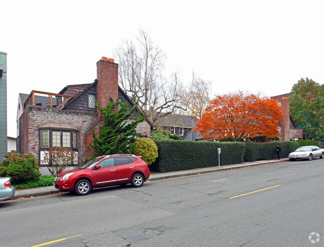 Primary Photo - Canterbury Court