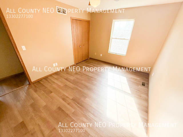 Building Photo - 1118 Hammel St