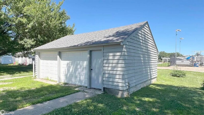 Building Photo - 212 S 14th St