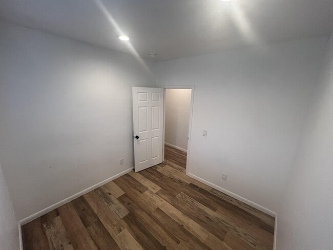 Building Photo - 151 Northside Dr