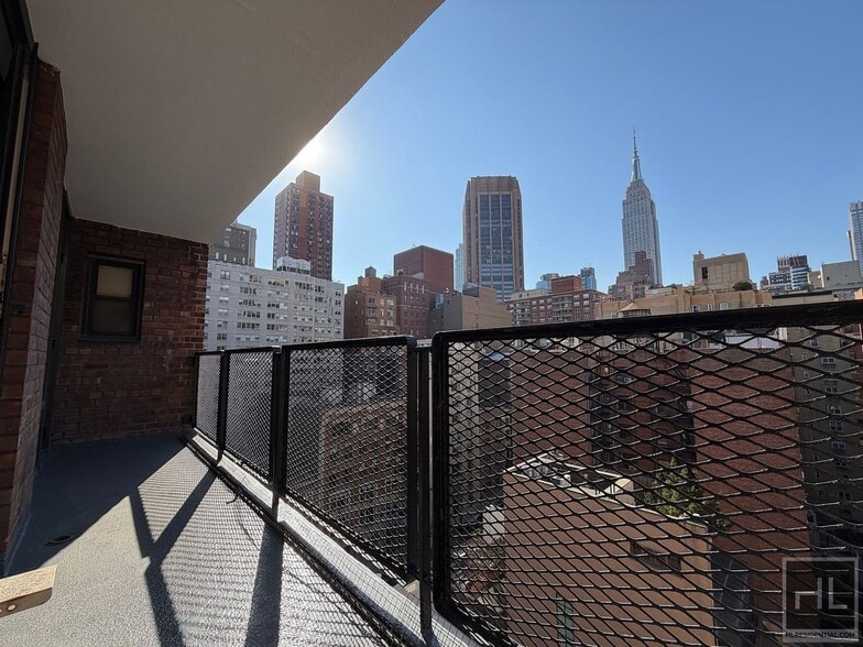 Building Photo - EAST 35 STREET