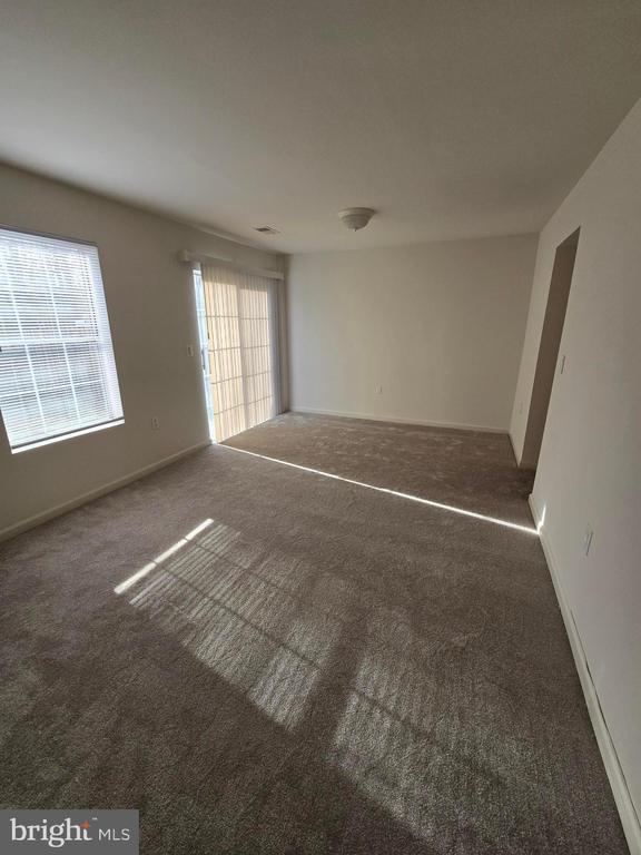 Building Photo - 11213 Heron Pl