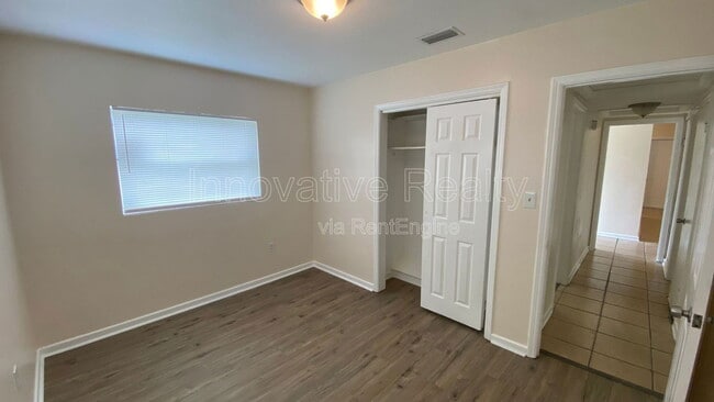 Building Photo - 4911 Danny Boy Cir