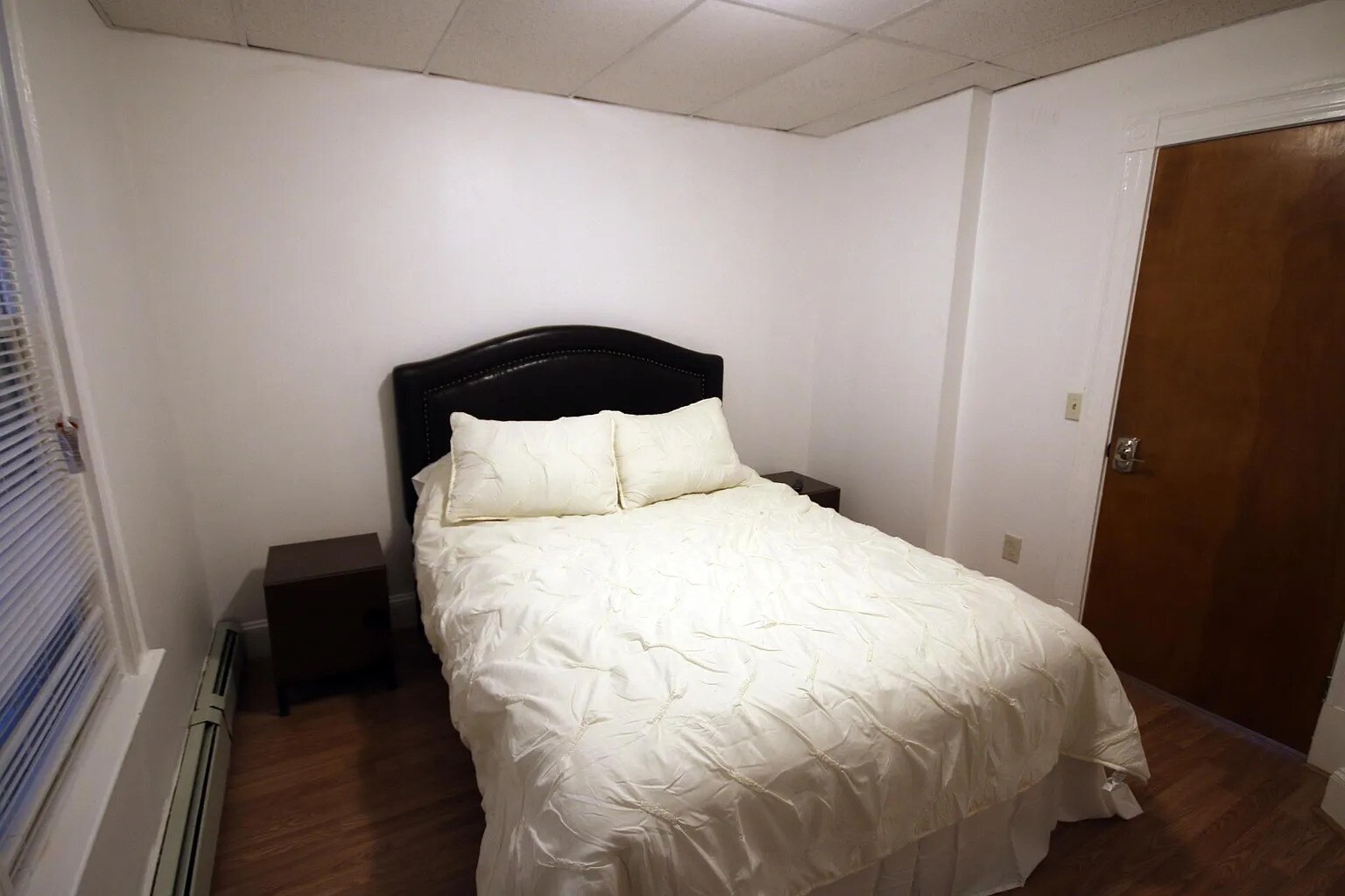 Building Photo - 105 Leyden St