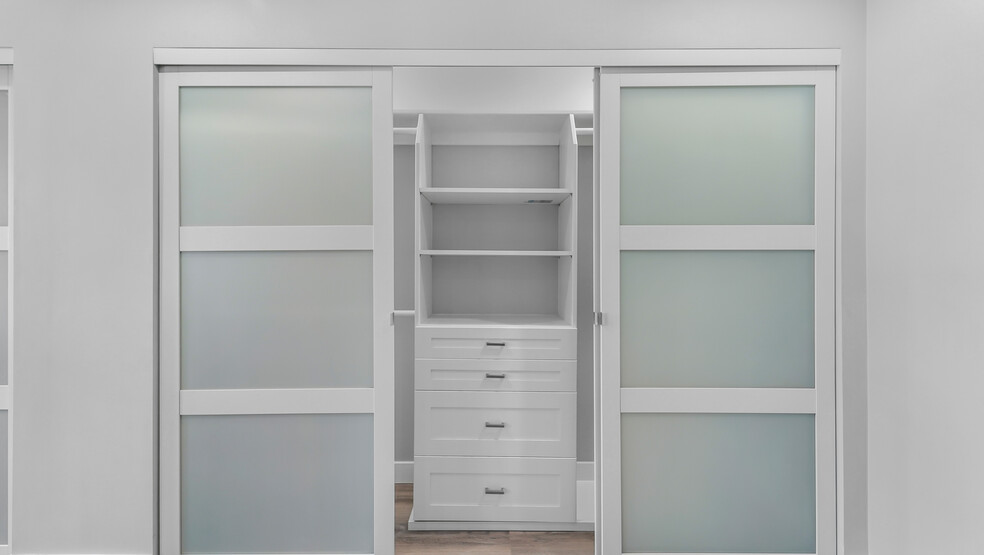 Closet with Built-in Organizers - 5902 Blairstone Dr