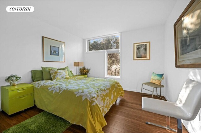 Building Photo - 22 Whitney Rd