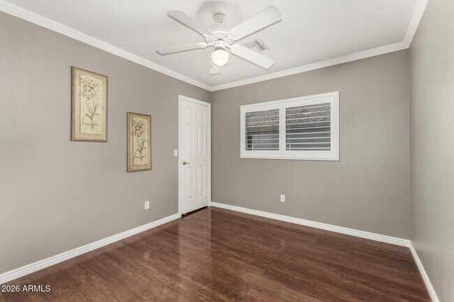 Building Photo - 1014 E Milada Dr