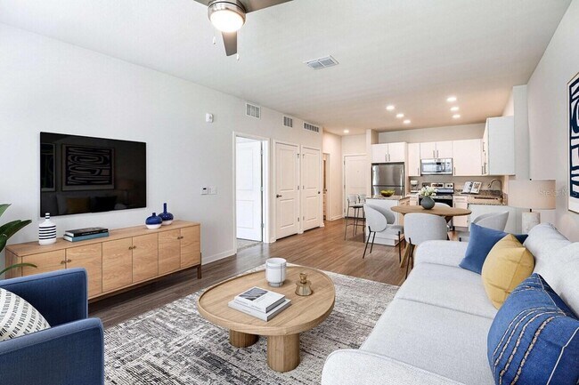 Building Photo - 1311 Elan Dr