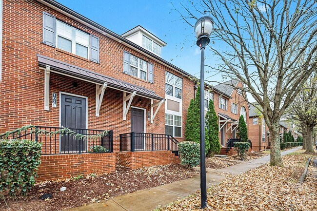 Building Photo - 103 Steinbeck Wy