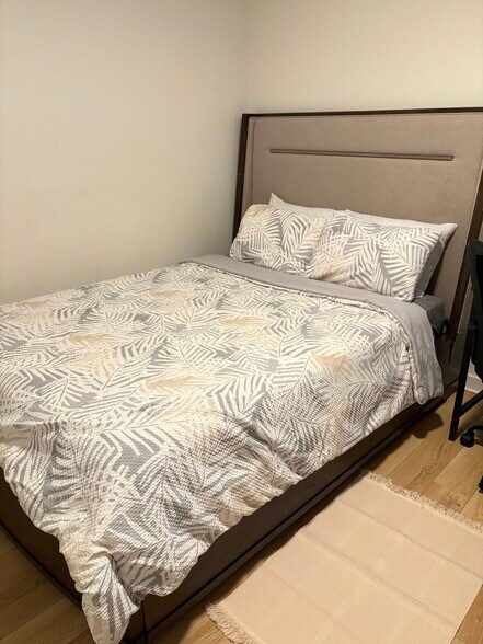 Building Photo - 313 Hixson Ave