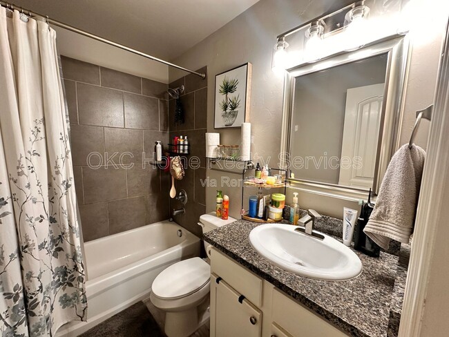 Building Photo - 4122 Bonaparte Blvd