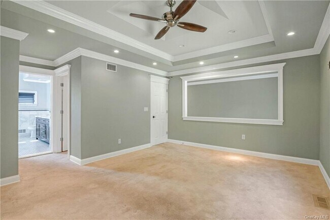 Building Photo - 126 Stone Oaks Dr