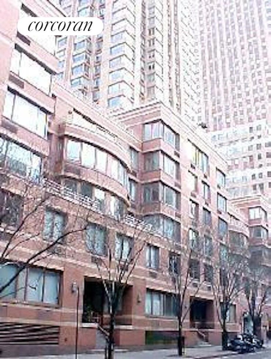 Building Photo - 393 W 49th St