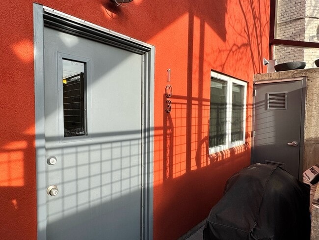 Building Photo - 2400 Welton St