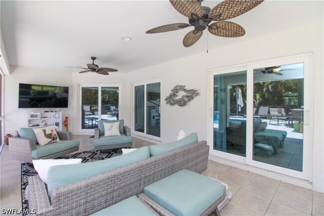 Building Photo - 721 Logan Blvd S