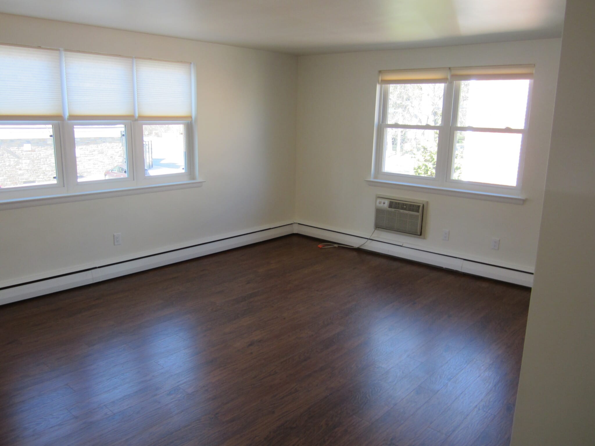 Building Photo - 1229 Drexel Ave