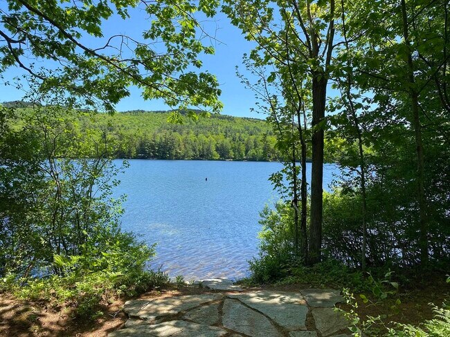 Building Photo - 150 Woodcrest