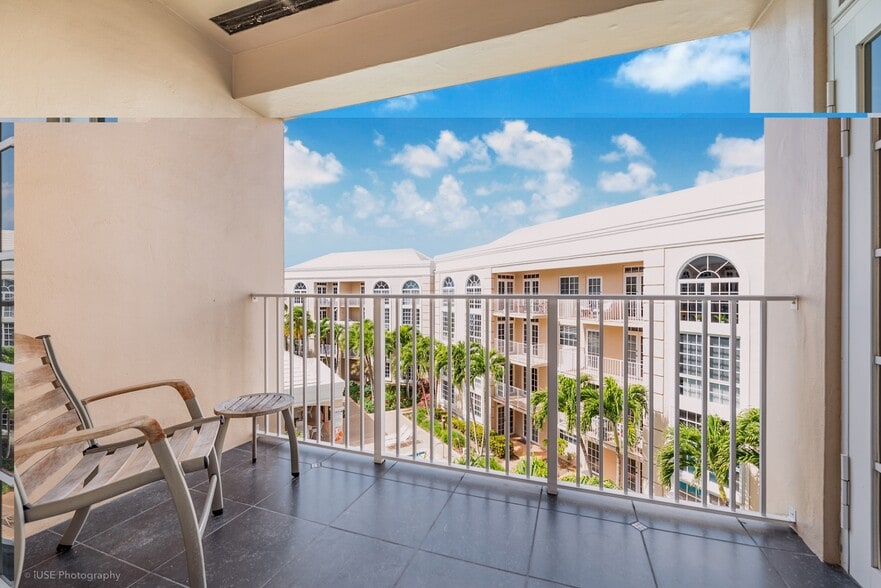 Building Photo - 1280 S Alhambra Cir