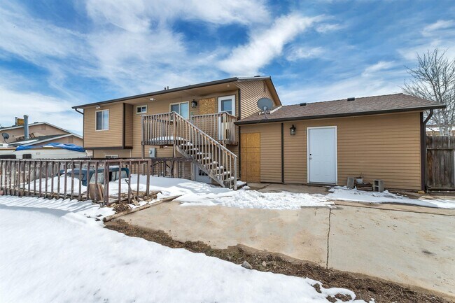Building Photo - 4866 Gaskill Way