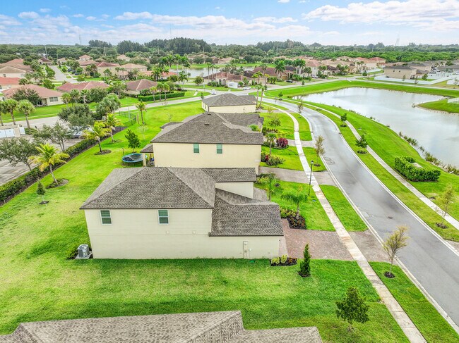 Building Photo - 1012 Bent Creek Dr
