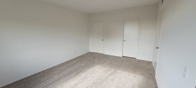 Building Photo - Wellworth Towers Apartments