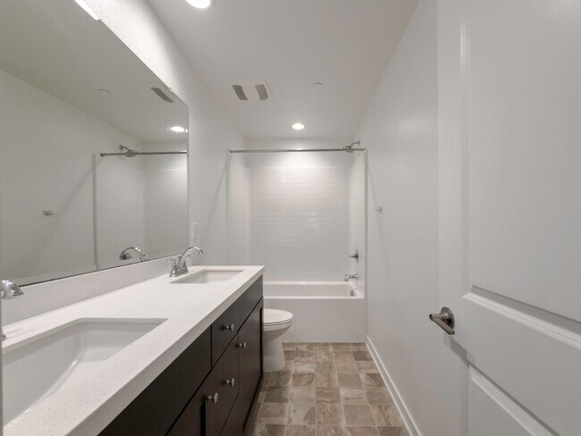 Building Photo - Newer Construction, Exquisite 4 Bedroom + ...