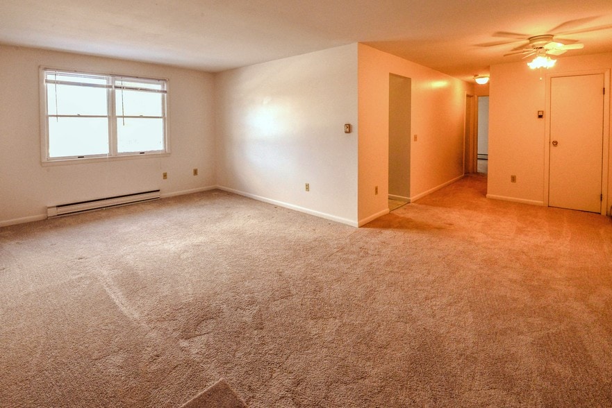 Living Room and Dinning Area - 426 Winthrop Dr