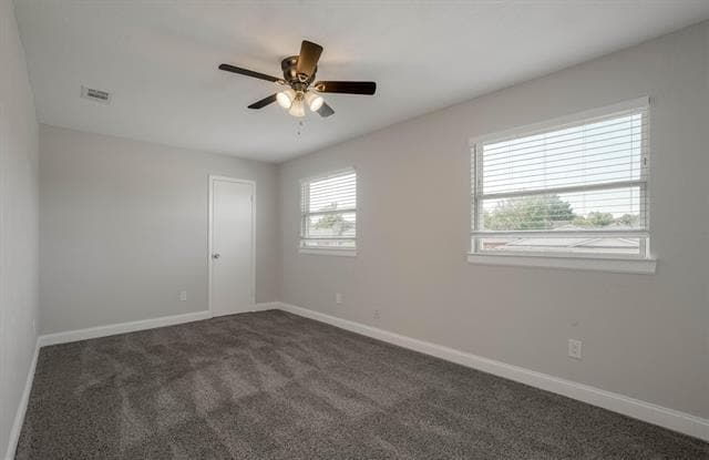 Building Photo - 2203 Sheraton Dr