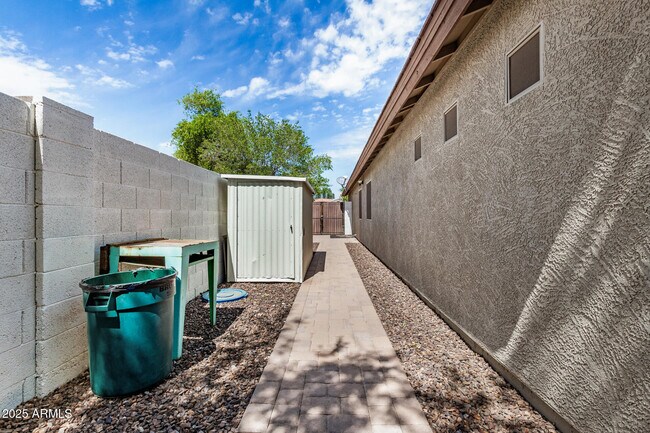 Building Photo - 16165 W Mauna Loa Ln