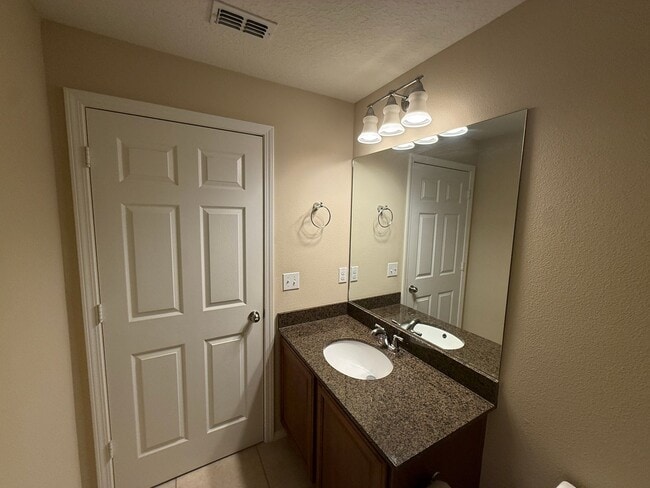 Building Photo - 3067 Santa Marcos Dr