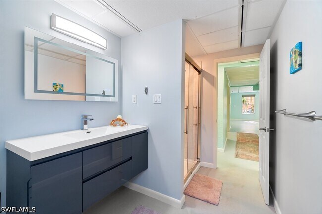 Building Photo - 27130 Flamingo Dr