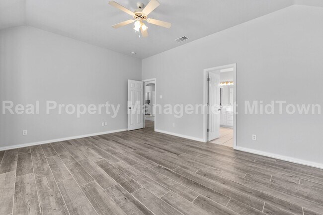 Building Photo - 343 Mesquite Hill Dr