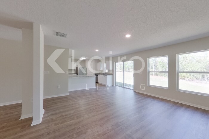 Building Photo - 11146 N G Martinelli Blvd