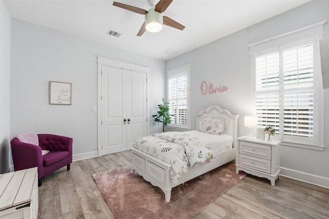 Building Photo - 10 Mariner Pass