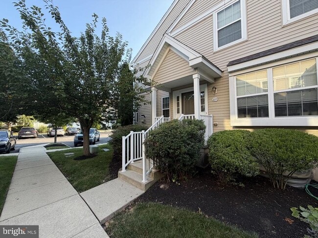 Building Photo - 223 Flagstone Rd